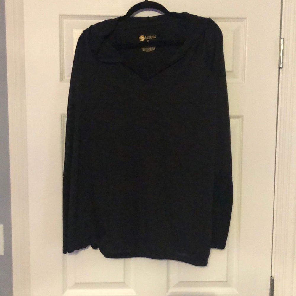 Black long sleeve hooded t-shirt size 3X